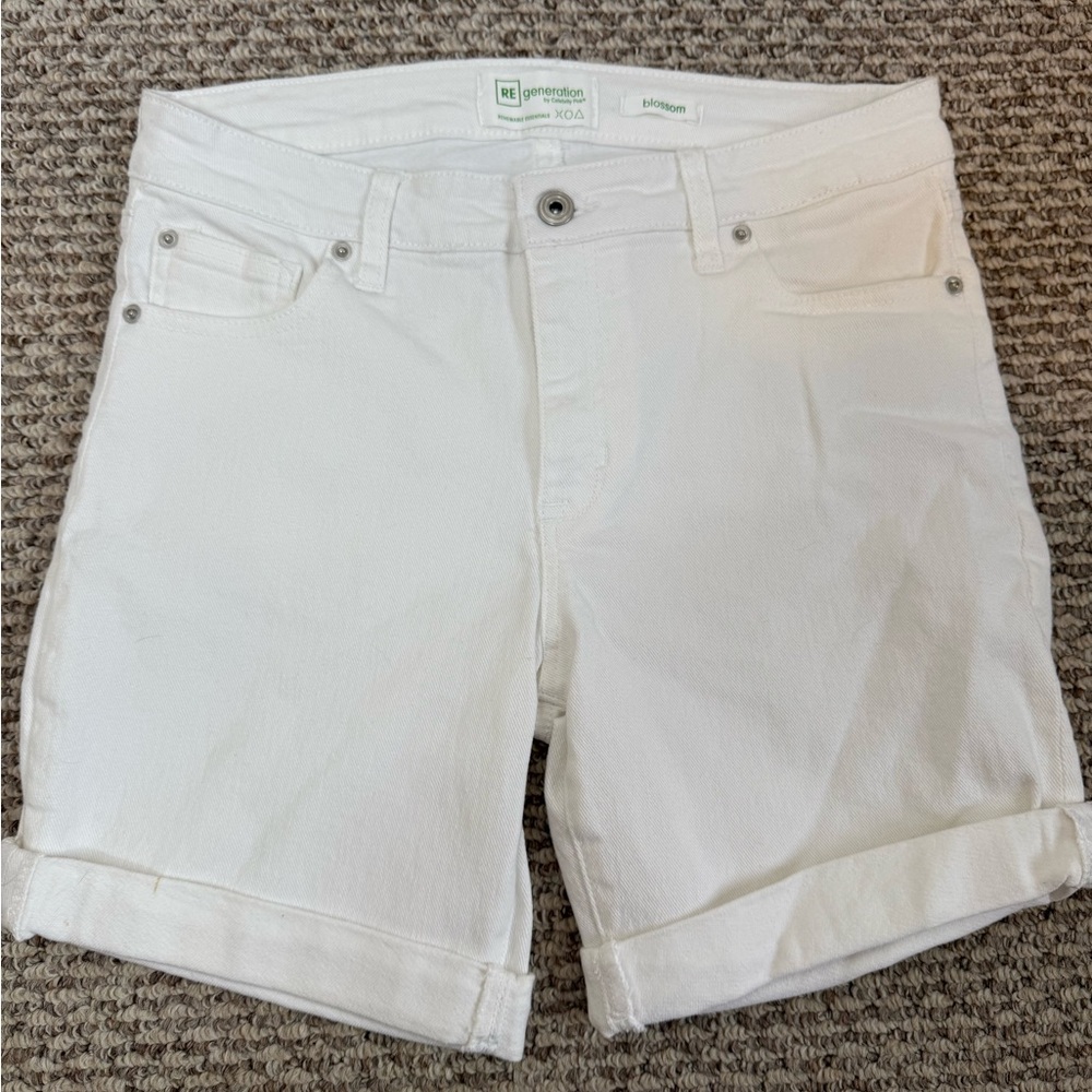 Celebrity Pink White Women Shorts